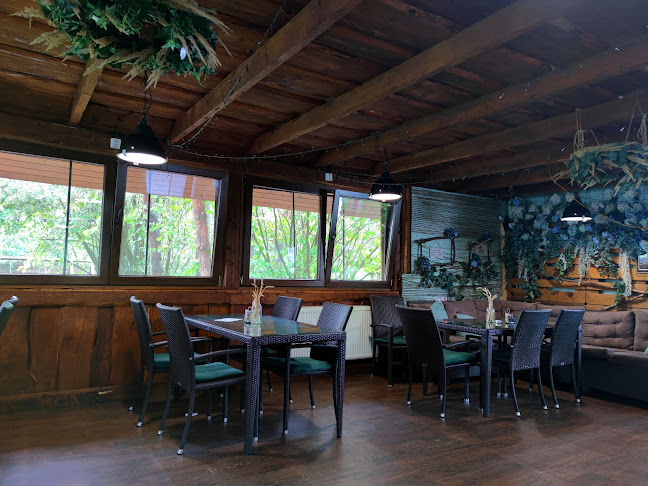 Restaurant "Deja Vu" - Gastronómia a pohostinstvo