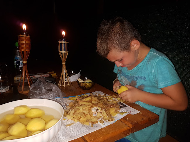 Petöfiho 65, 943 01 Štúrovo