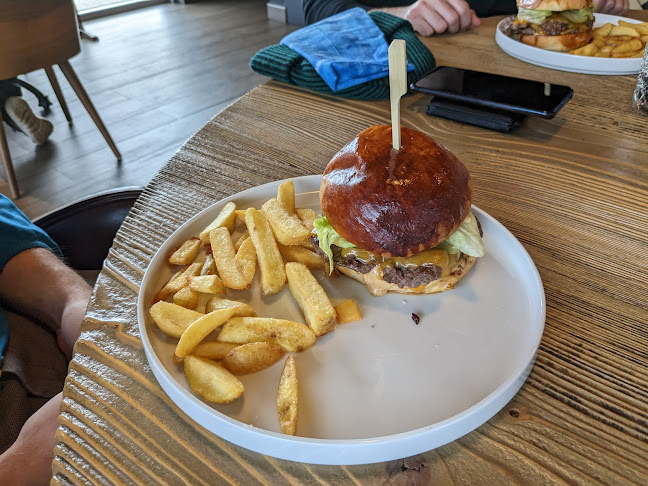 MAMMA MIA STEAK - Gastronómia a pohostinstvo