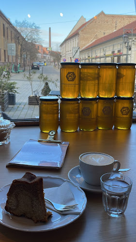 Comentarii opinii despre Bábovka café & bakery