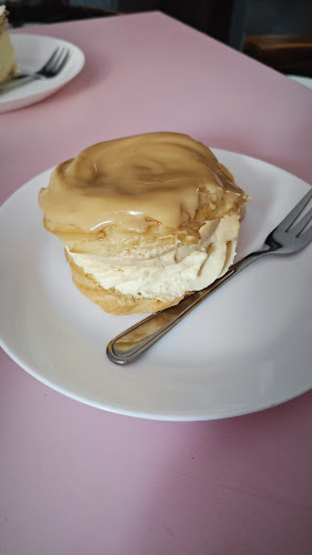 Cukráreň Ihro - Gastronómia a pohostinstvo