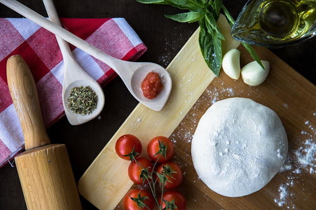 Opinii despre Foodcourt Retro în Ružinov - Gastronómia a pohostinstvo