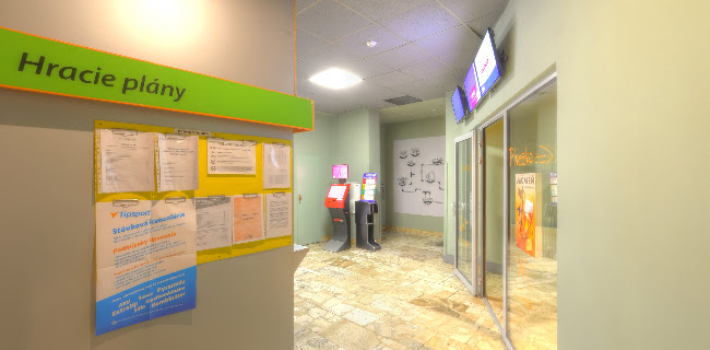 MÁJ - piváreň, pizza, BBQ