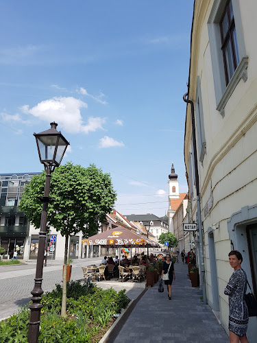 Kaviareň pod vežu - Trnava