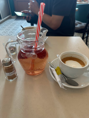 Chill Caffe - Gastronómia a pohostinstvo