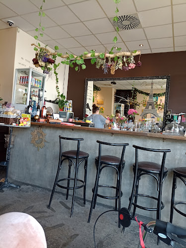 Hálkova 392, 831 03 Bratislava