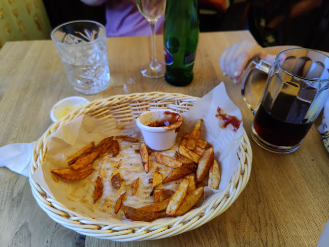 Rotunda Spiegelsaal - Gastronómia a pohostinstvo