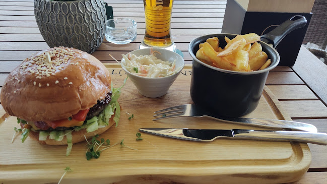 ČIERNY KOHÚT REŠTAURÁCIA - Gastronómia a pohostinstvo