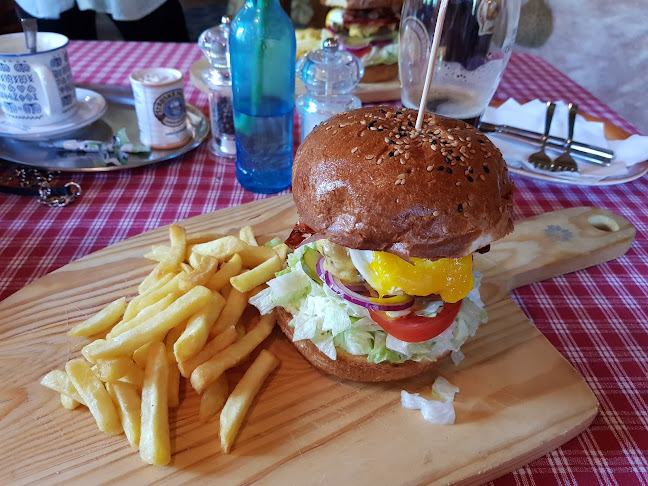 Opinii despre Krasňanská kúria în Rača - Gastronómia a pohostinstvo