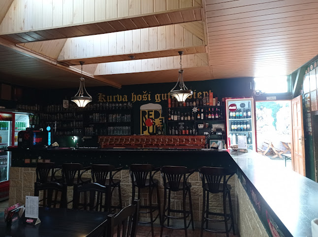 Opinii despre Red Nose Pub în Staré Mesto - Gastronómia a pohostinstvo