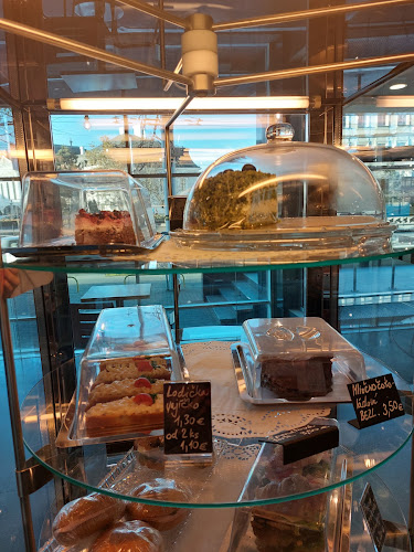 Comentarii opinii despre Kaféum