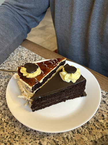 Cukráreň Victoria - Gastronómia a pohostinstvo