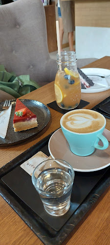 Kaviareň Tvoj Deň - coffee & cake - Gastronómia a pohostinstvo