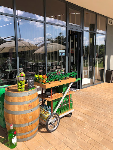 Vináreň - Kaviareň - LARC - Záhorská Bystrica