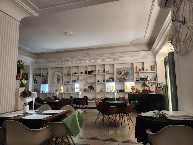 Cathedral - caffé & crêpes