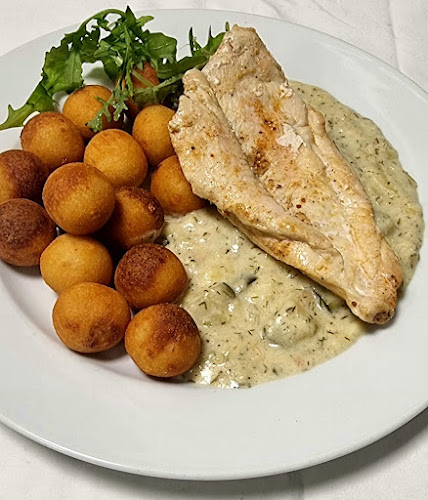 Idyla Cafe Restaurant