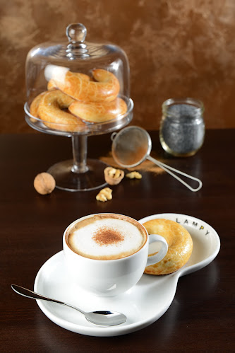 Kafé LAMPY culture & club & coffee