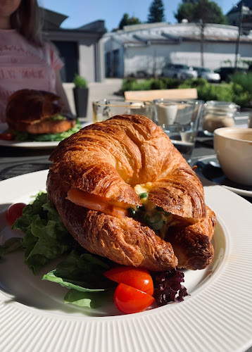 Comentarii opinii despre BOTTOVA • Coffee • Brunch • Gineria