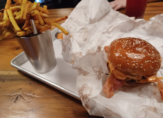 QUINSBORO - Bratislava