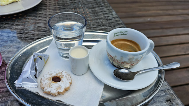 Opinii despre Cukráreň Zilizi în Tešedíkovo - Gastronómia a pohostinstvo