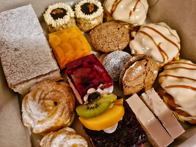 Kolónia 1371/82, Senica, 905 01 Senica