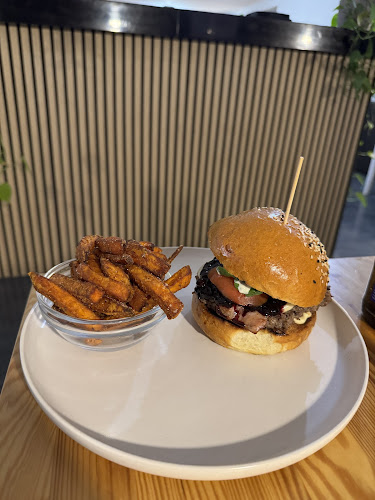 Burgráreň - Žiar nad Hronom