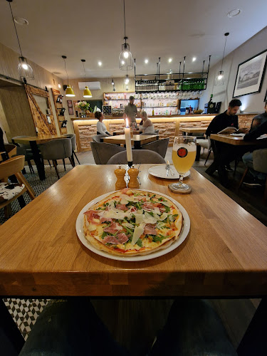 Comentarii opinii despre RESTAURANT & PIZZERIA TAVERNA