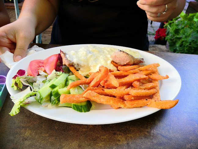 100P BAR - Gastronómia a pohostinstvo