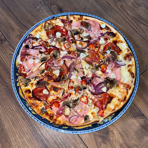 Opinii despre Pizza & caffe bar pod Gaštanom în Tvrdošovce - Gastronómia a pohostinstvo