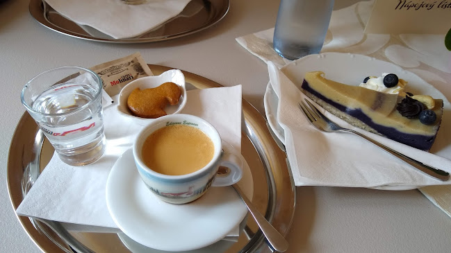 Opinii despre Kaviareň pod Vežami în Nitra - Gastronómia a pohostinstvo