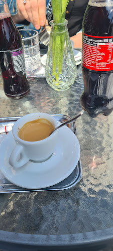 Kaviareň Budapest - Gastronómia a pohostinstvo