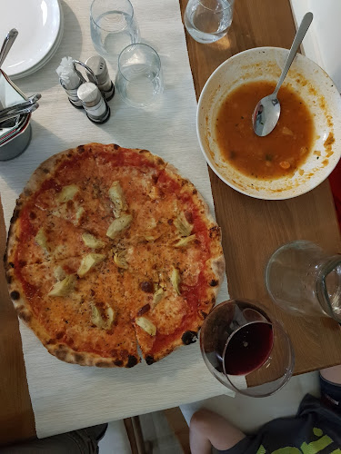 Comentarii opinii despre La Primavera Pizzeria