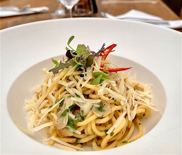 Reštaurácia Áčko - Šurany