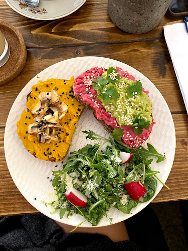 Comentarii opinii despre Panenská kaviareň