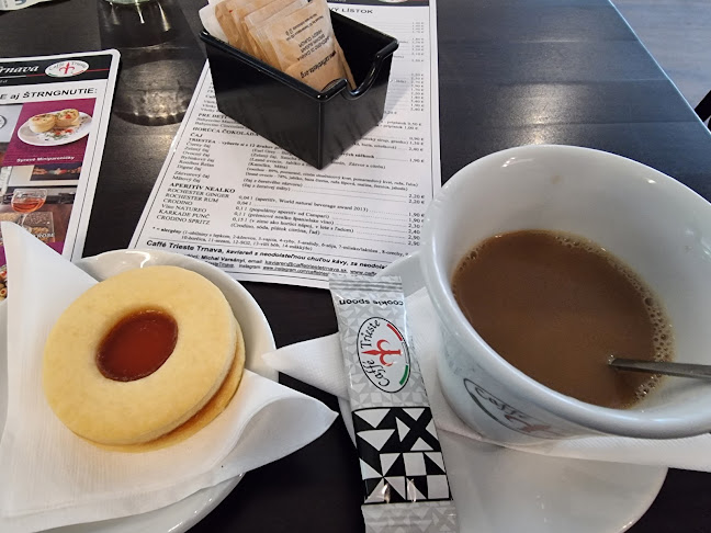 Opinii despre Caffé Trieste Trnava în Trnava - Gastronómia a pohostinstvo