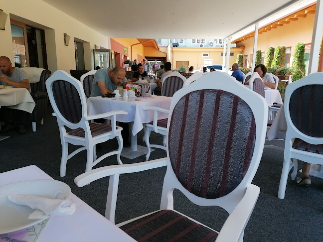 Gurmán vo dvore - Gastronómia a pohostinstvo