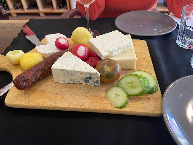 Opinii despre Víno a sekty Malík în Modra - Gastronómia a pohostinstvo