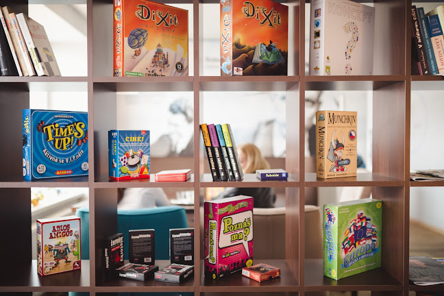 Comentarii opinii despre CHECK # MATE!