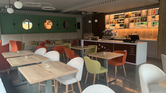 BIZY Cafee & Lounge