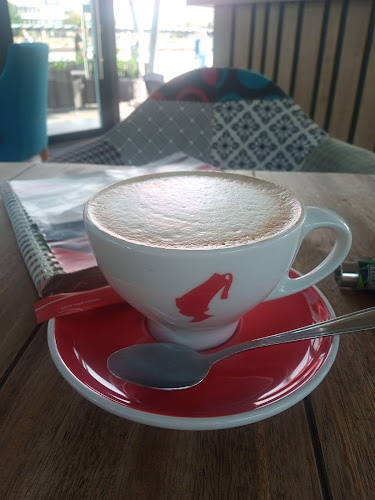 CUBE CAFÉ - Staré Mesto