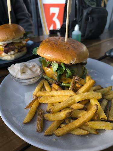 Opinii despre PUB 33 în Dubnica nad Váhom - Gastronómia a pohostinstvo