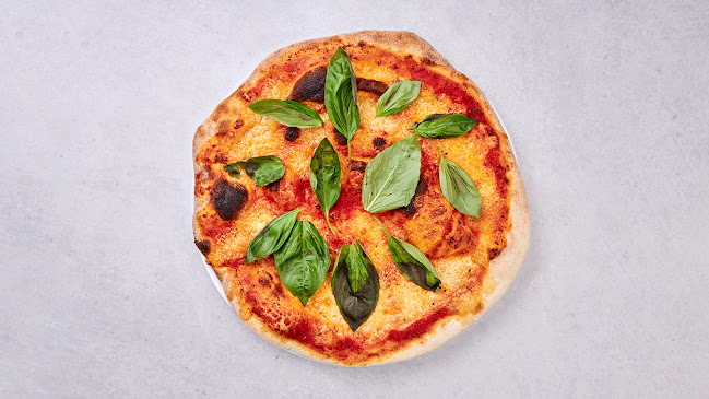 Opinii despre Yess Pizza în Dúbravka - Gastronómia a pohostinstvo