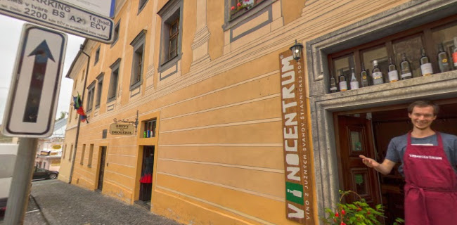 Opinii despre ViNOCENTRUM Banská Štiavnica în Banská Štiavnica - Gastronómia a pohostinstvo