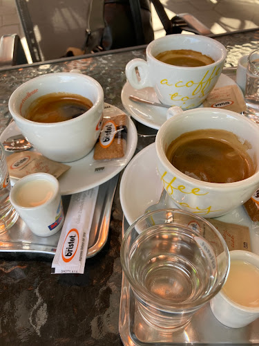 Comentarii opinii despre Liberty Cafe