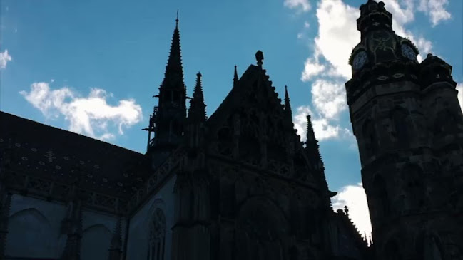 Lampáreň event Bar & Disco Restaurant