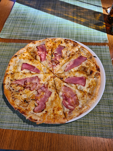 Opinii despre Pizza Domček în Košice - Gastronómia a pohostinstvo