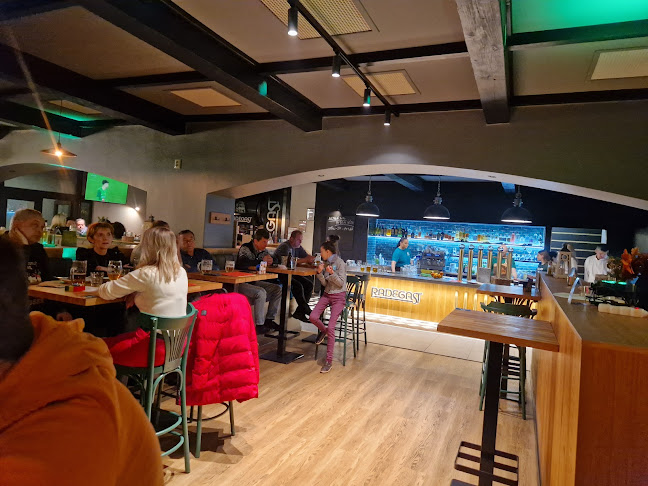 Comentarii opinii despre MÁJ - piváreň, pizza, BBQ