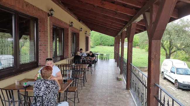 Kačabar - Gastronómia a pohostinstvo