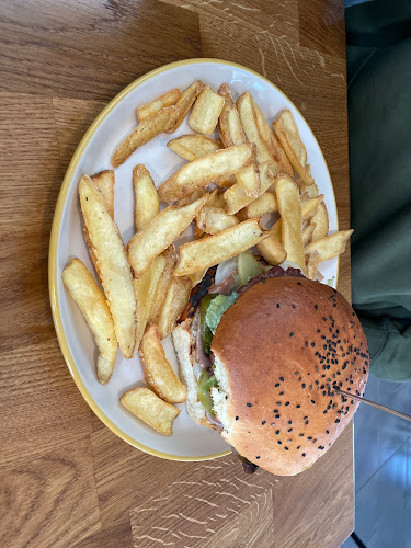 Comentarii opinii despre Lokál Bistro