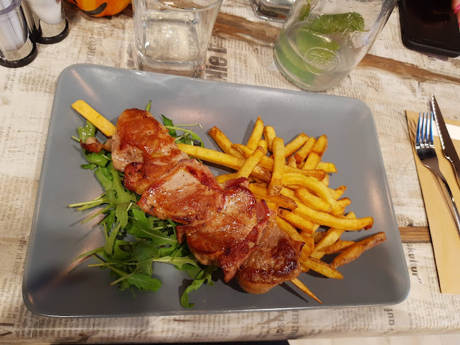 Comentarii opinii despre Santtos caffee&bar